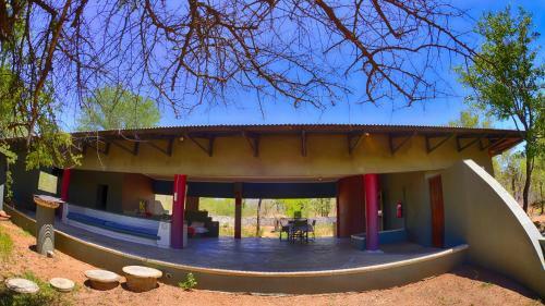 Tingala Lodge