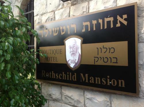 Hostal Rothschild Mansion