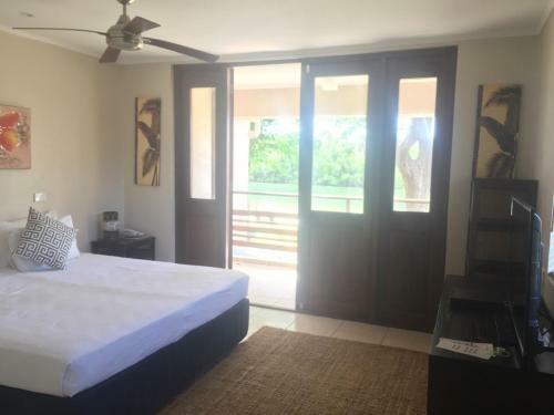 Lagoon Beach Resort Apartments