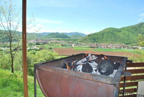 Albergue Casa De Col�nies La Cadamont