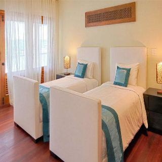 Hotel Nonsuch Bay Resort