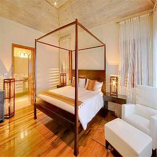 Hotel Nonsuch Bay Resort