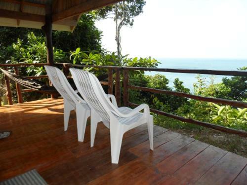 Jungle Hill Beach Bungalow