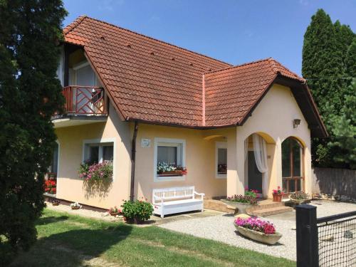 Apartment Balatonbereny 5