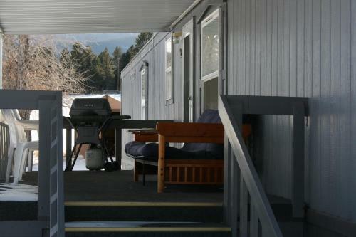 Hotel Flaming Gorge Resort