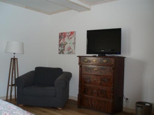 Agroturismo L�sta Bed & Breakfast