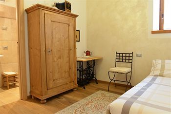 Pietra Rara Room & Breakfast & Bike