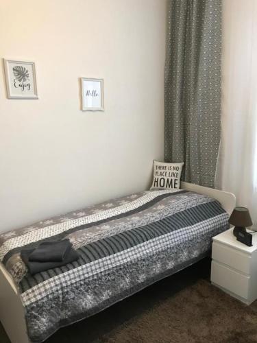 Hostal Penzion Ema B&B