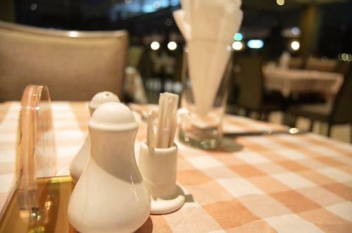 Mensvic Grand Hotel