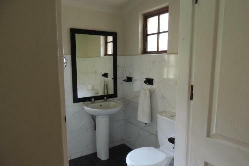 Hostal Brackens Guest House