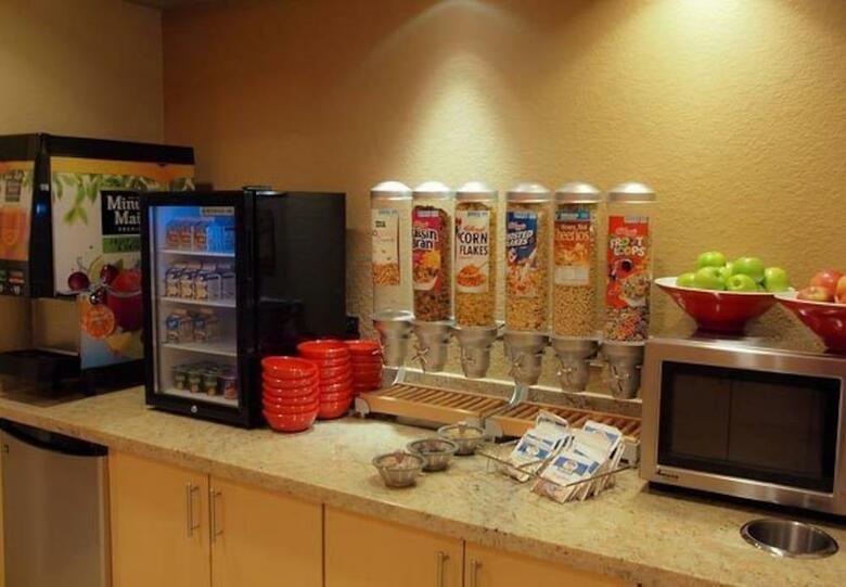 Hotel Towneplace Suites By Marriott Vincennes
