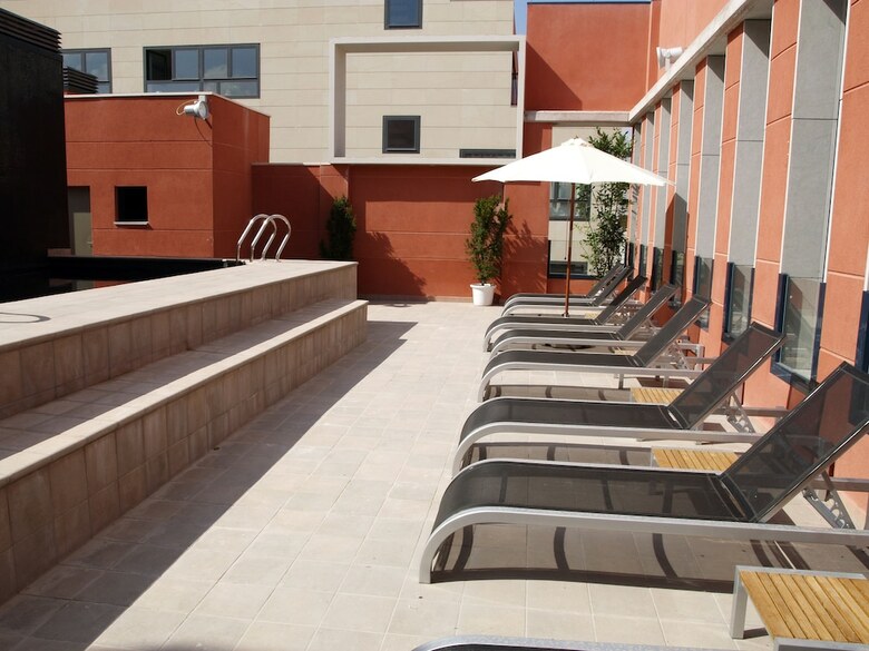 Hotel Eco Alcala Suites