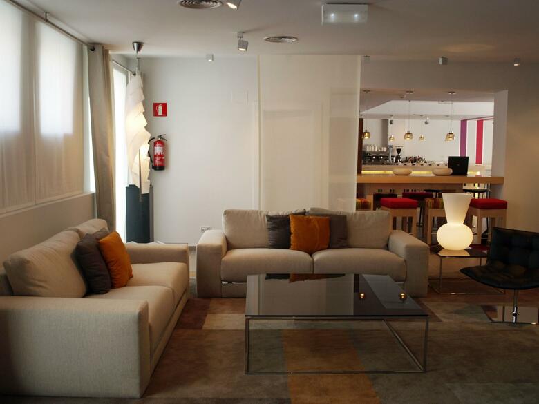 Hotel Eco Alcala Suites