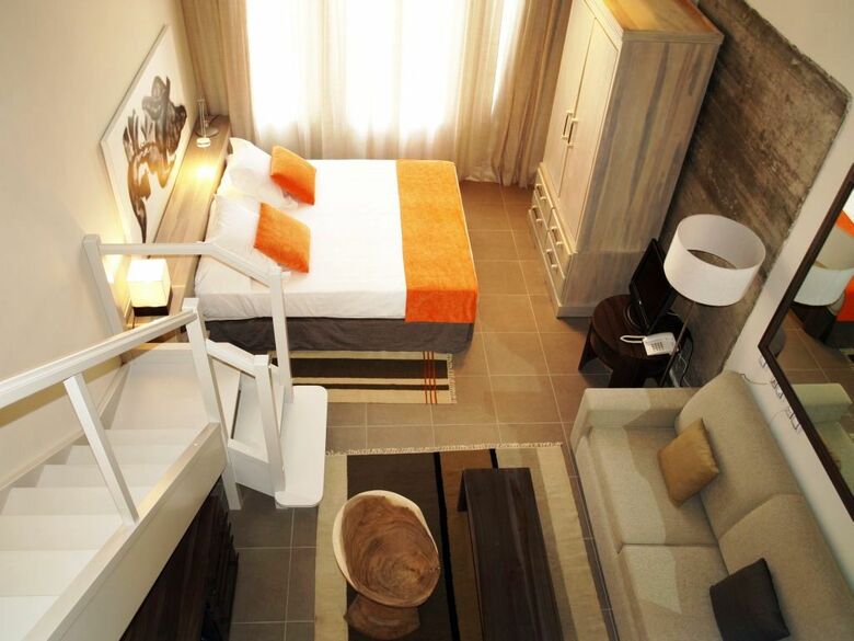 Hotel Eco Alcala Suites