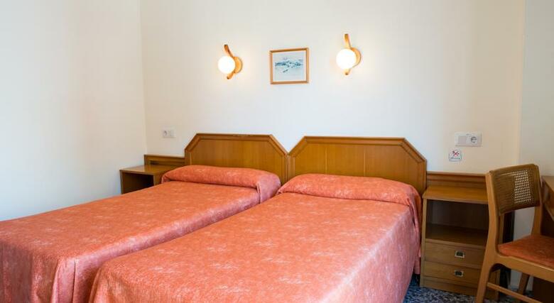Celymar Hotel Residencia