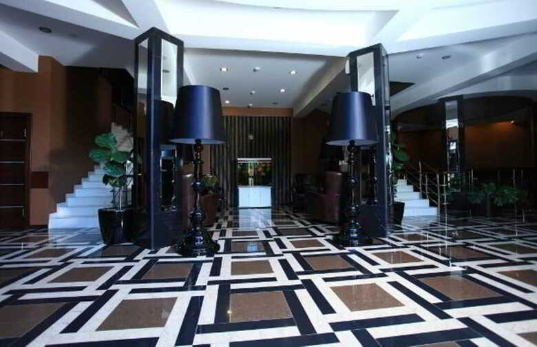 Grand M Hotel