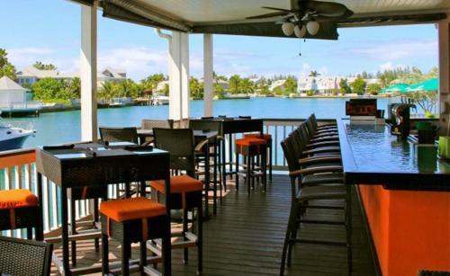 Hotel Sandyport Beaches Resort