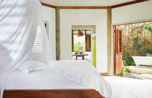 Hotel Golden Eye