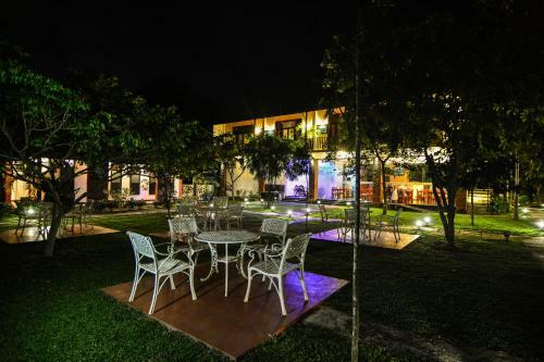 Hotel Gamodh Citadel Resort