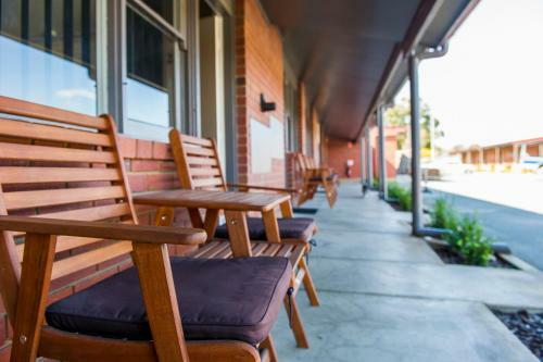 Cherry Blossom Motor Inn