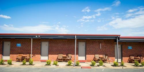 Cherry Blossom Motor Inn