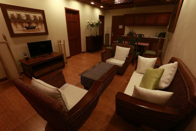 Java Hotel