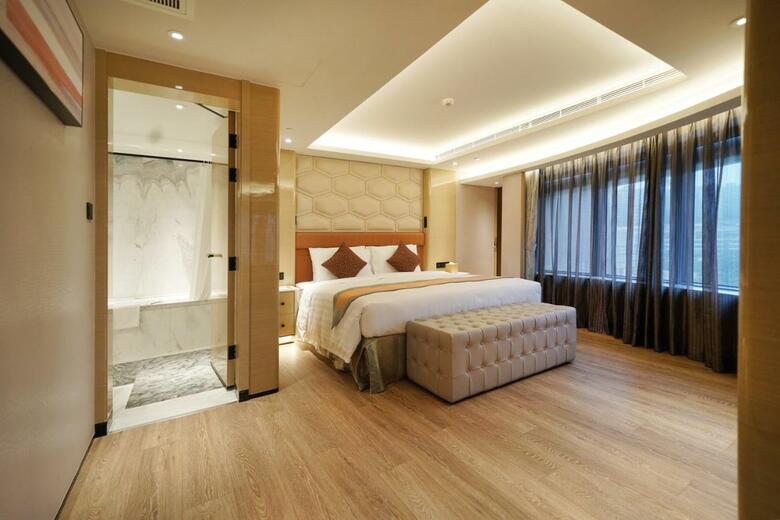 Hotel Golden Dragon