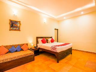 Hotel Morjim Bay Beach Resort