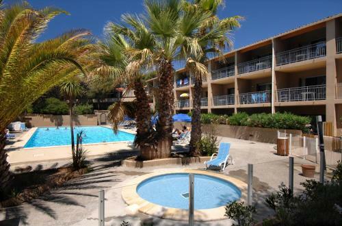 Aparthotel La Marina