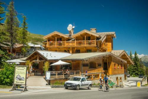 Hotel Les Escondus