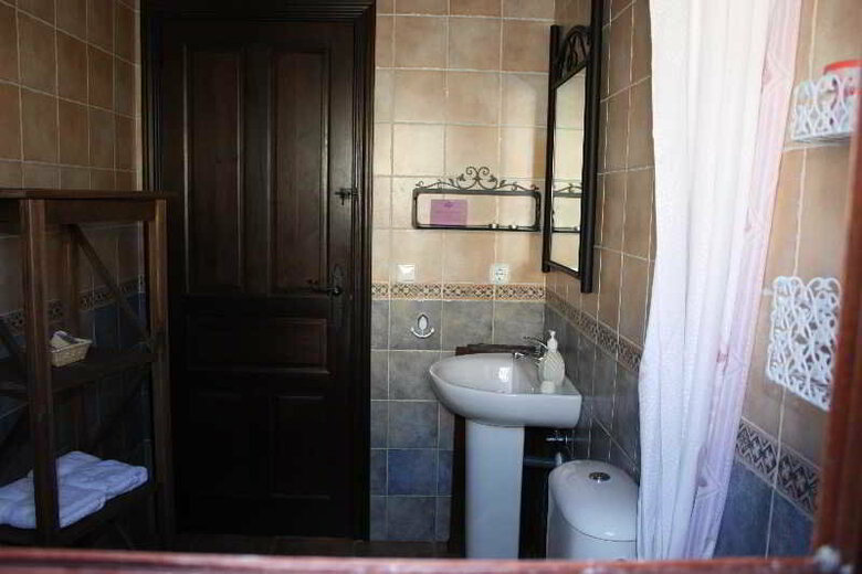 Apartamentos Alojamientos Huetor
