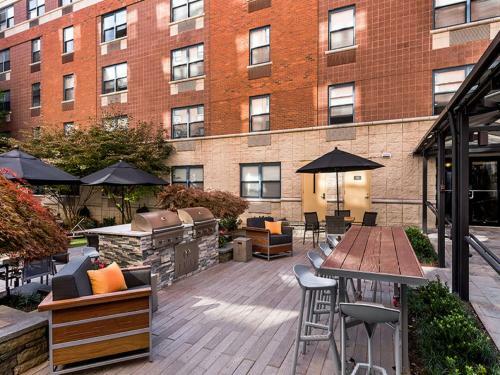 Gsa Luxury Apartments At The Monroe