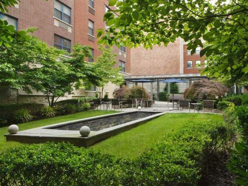 Gsa Luxury Apartments At The Monroe