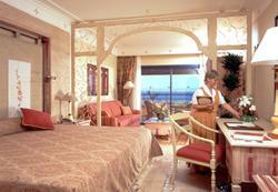 Hotel Secrets Bah�a Real Resort - Adults Only