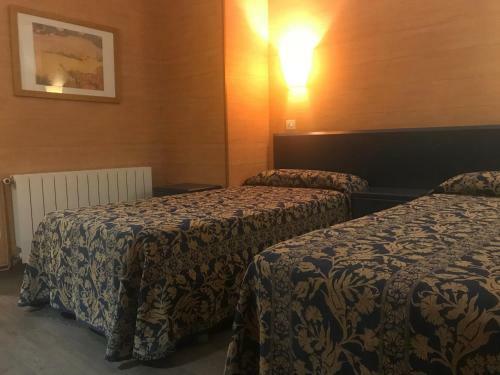 Hotel Hostal Esteba