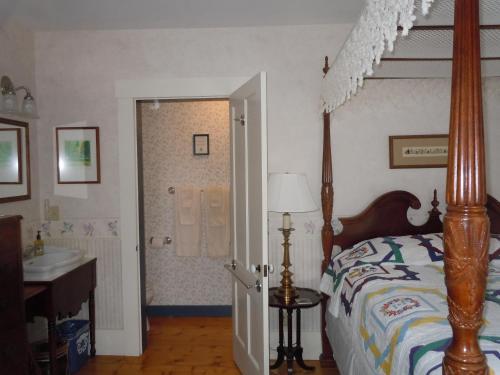 Bed & Breakfast Fitch Hill Inn