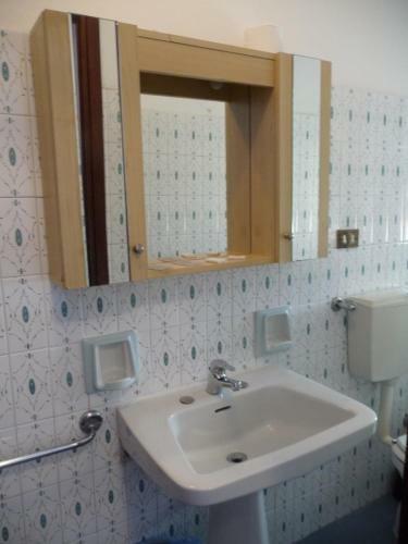 Hostal Meubl� Andrea Doria
