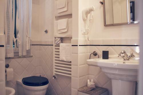 Hostal Piccolo Navy