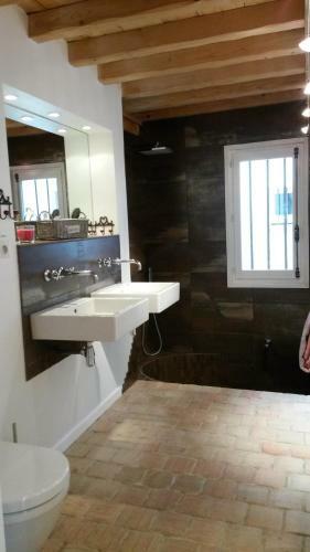 Hostal La Ruette Aux Loups