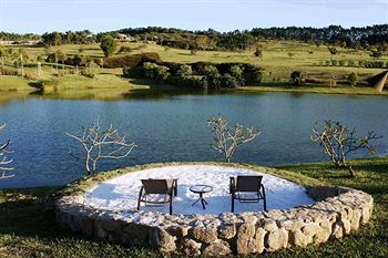 Lake Villas Charm Hotel