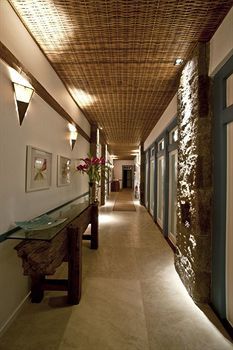Lake Villas Charm Hotel