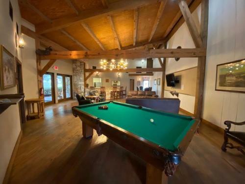 Hotel Flying L Guest Ranch