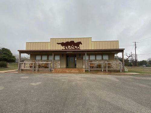 Hotel Flying L Guest Ranch