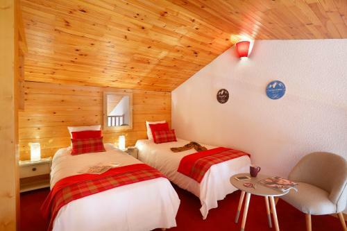 Hotel H�tel Du Bourg
