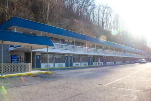 Motel Knights Inn - Chilhowie