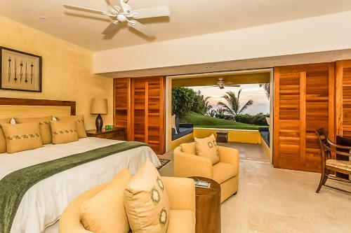 Villa Avanti - Inside Four Seasons Punta Mita
