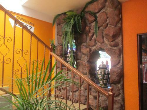 Hotel Posada Arny
