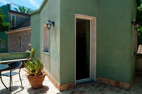 Hostal B&B La Villa
