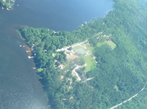 Hotel Holiday Acres Resort