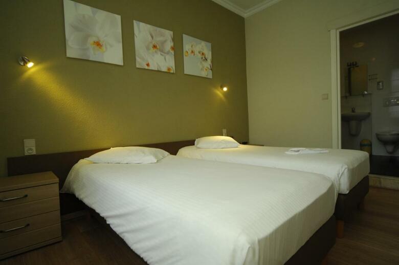 New Hotel De Lives
